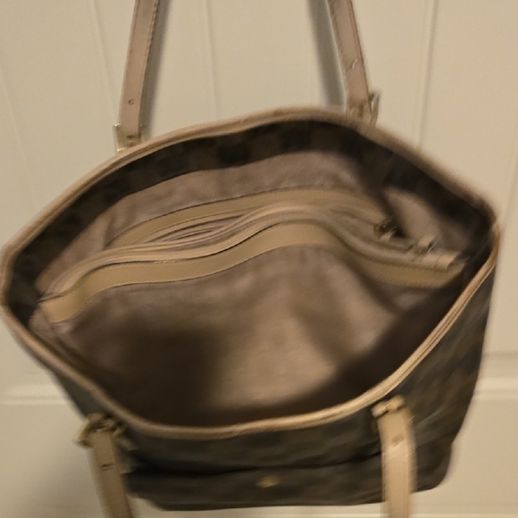 Michael Kors Checkered Tote - Black and Tan - Picture 7 of 16